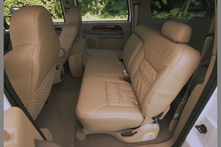  Ford Excursion 2000 года  (фото 92 из 111)